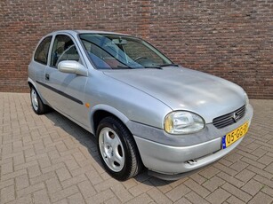 Opel Corsa 1.2i-16V Onyx 1e eigenaar APK 08-2025 NAP uniek