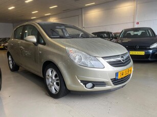 Opel Corsa 1.4-16V Cosmo 120.000 km veel opties