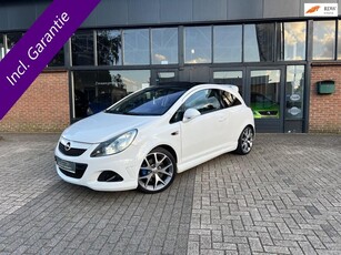 Opel Corsa 1.6-16V T OPC, Panoramadak, Airco