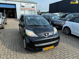 Peugeot 107 1.0-12V Sublime