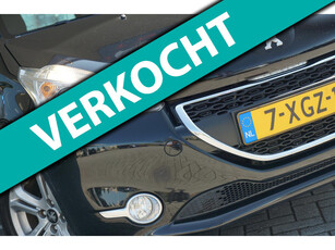 Peugeot 208 1.2 VTi 82PK Blue Lease | Noir Perla Nera Nacre | Complete auto!