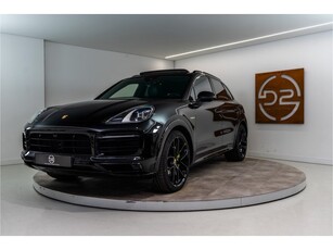 Porsche Cayenne 3.0 E-Hybrid 476PK Sport Design Pano