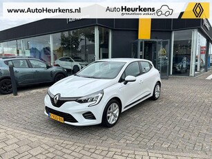 Renault Clio 1.0 TCe Zen Trekhaak All Season Banden