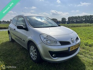 Renault Clio 1.4-16V Expression