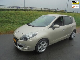 Renault Scénic Renault Scenic 1.4 tce Privilege airco ecc