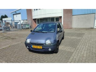 Renault Twingo 1.2 Bj 2000 Panoramadak. APK 04-2025