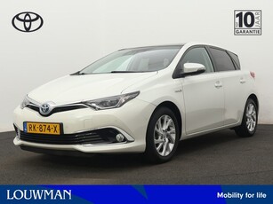 Toyota Auris 1.8 Hybrid Executive Panoramadak