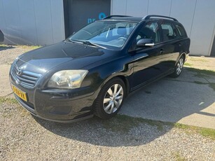 Toyota Avensis Wagon 1.8 VVTi Terra Nieuwe apk Airco