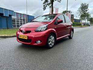 Toyota Aygo 1.0-12V Aspiration Airco/Nieuwe Apk/Aux