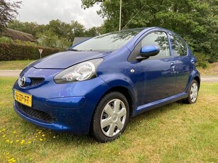 Toyota Aygo 1.0-12V + , BJ`2008, 5 deurs