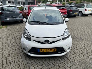 Toyota Aygo 1.0 VVT-i Now facelift*5drs*airco (bj 2014)