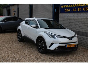 Toyota C-HR 1.8 Hybrid Style Clima Navi (bj 2019)