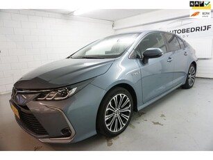 Toyota Corolla 1.8 Hybrid First Edition / BTW AUTO/ NAVI /