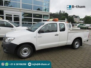 Toyota Hilux 2.5 D-4D 88KW VX Xtra Cab 4x2 2WD AIRCO Klima