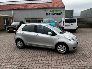 Toyota Yaris 1.3 VVTi Dynamic