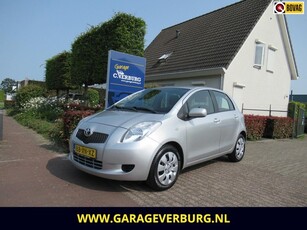 Toyota Yaris 1.3 VVTi Sol Automaat (Airco,Trekhaak)