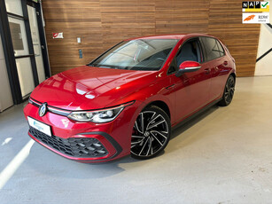 Volkswagen Golf 2.0 TSI GTI Performance | Clubsport tuning 300PK | Dealer onderhouden | Camera | IQ LED | Carplay | Kings RED |