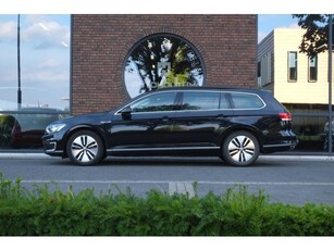 Volkswagen Passat Variant 1.4 TSI GTE Executive, Trekhaak