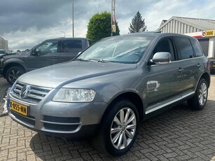 Volkswagen Touareg 4.2 V8 Schuifdak Youngtimer Luchtvering