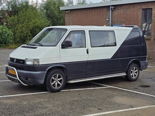 Volkswagen Transporter 2.5 TDI 332 DC