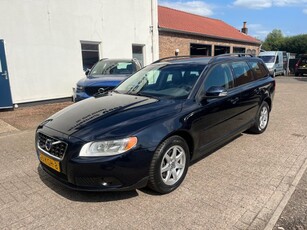 Volvo V 70 2.0 Momentum Leder Stoelverwarming