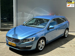 Volvo V60 1.6 D2 Momentum l Winterset l Volledig Volvo Dealer Onderhouden l Rijdt & Schakelt zeer goed l