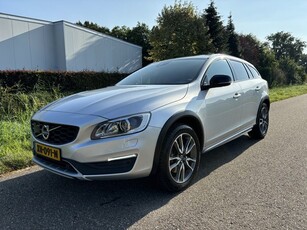 Volvo V60 Cross Country 2.0 D4 Polar+ / AUTOMAAT / LEER /