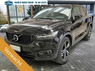 Volvo XC40 T4