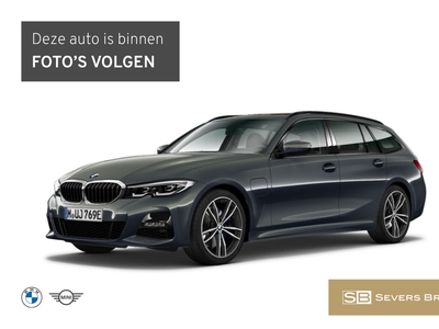 BMW 3-SERIE Touring 330e High Executive M Sportpakket Aut.