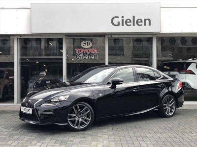 Lexus IS 300h 223pk F Sport Line | Adaptive Variable Suspension, Stoelventilatie, Navigatie, Leer, Stoelverwarming, Parkeercamera