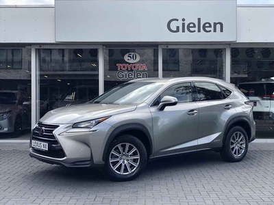 Lexus NX 300h AWD 25th Edition | Trekhaak, Leer, Navigatie, Stoelverwarming, Parkeersensoren, Adaptive cruise control, 1500KG Trekgewicht