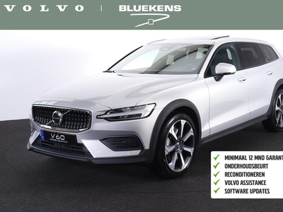 VOLVO V60 Cross Country B5 AWD Plus - Panorama/schuifdak - IntelliSafe Assist & Surround - Parkeercamera achter - Verwarmde voorstoelen, stuur & achterbank - Parkeersensoren voor & achter - Elektr. bedienb. voorstoelen met geheugen - Draadloze tel. lader - Extra...