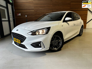 Ford Focus 1.0 EcoBoost ST-line Business | LED | Apple Carplay | PDC | NAVI | Ambient | Cruise | Lane assist | Titanium |