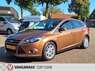 Ford Focus 1.0 EcoBoost Titanium Clamatronic - Cruise control - Voorruit verwarming - Navigatie