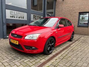 Ford Focus 2.0-16V Rally Edition