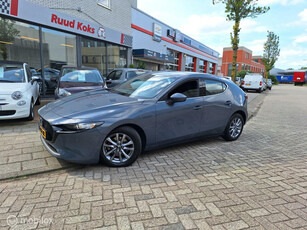 MAZDA 3 2.0 e-SKYACTIV-X M Hybrid 180 / 1e Eigenaar / Head-up display /