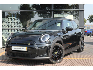 MINI Electric Cooper SE Camden Edition | Premium Plus Pakket | Classic Uitvoering