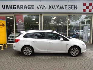 Opel Astra 1.4 TURBO 140 PK 6-BAK AIRCO 17LM TREKH.