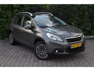 Peugeot 2008 1.2 VTi Active Pack Premium. Navigatie. Cruise