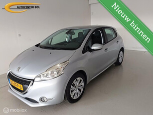 Peugeot 208 1.2 VTi Envy 5DRS NAV|Clima|CruiseC