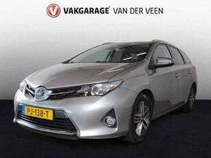 Toyota Auris Touring Sports 1.8 Hybr. Now