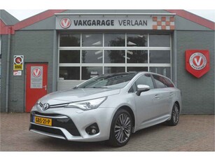 Toyota Avensis Touring Sports 1.8 VVT-i Executive Premium leder 12 mnd. gar.