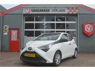 Toyota Aygo 1.0 VVT-i x 5 deurs 12 mnd. gar.