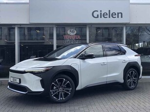 Toyota Bz4x 71,4 kWh 3-Fase Premium Bi-Tone + Panoramisch dak | JBL, Dodehoekherkenning, Leer, Parkeersensoren, Direct leverbaar!