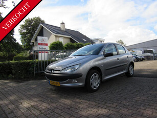 verkocht Peugeot 206 1.4 Gentry bijzonder nette auto