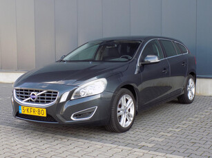 Volvo V60 1.6 T3 Momentum