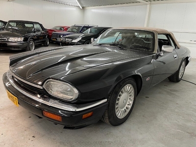 Hele mooie XJS cabriolet uit 1995 full options