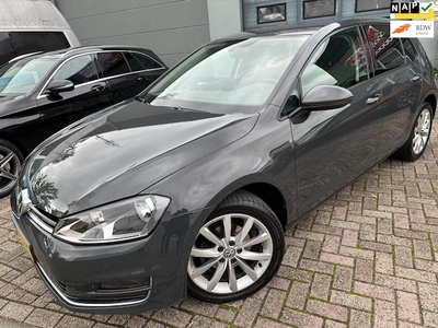 Volkswagen Golf Benzine