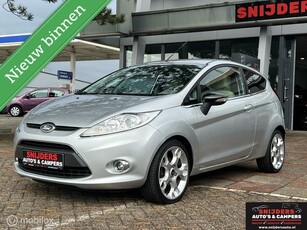 Ford Fiesta 1.6 Ghia in zeer goede staat