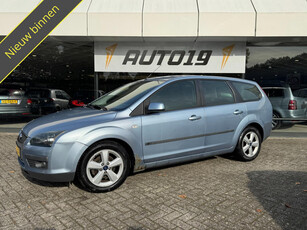 Ford Focus Wagon 1.6-16V Futura